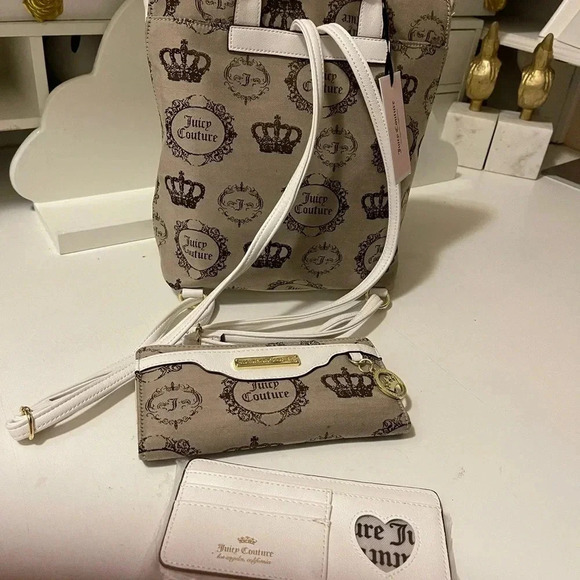 JUICY COUTURE LOGO MINI
BACKPACK PURSE BAG BROWN WHITE BEIGE WITH WALLET - Picture 8 of 15